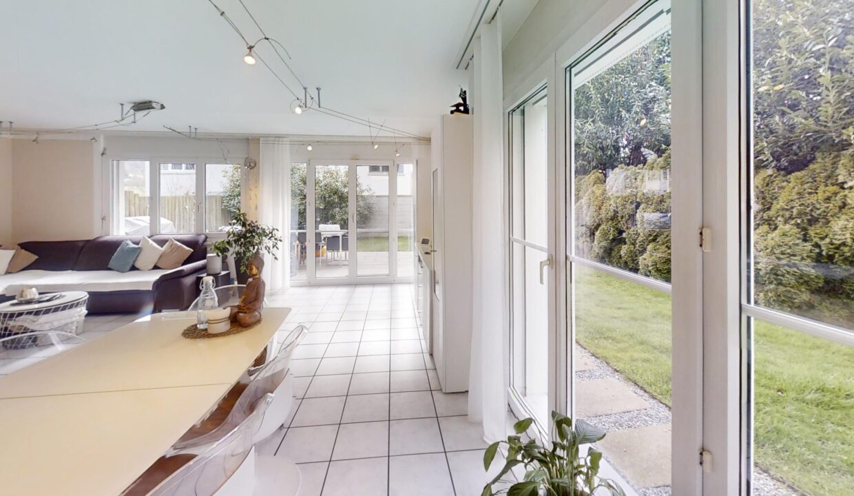 17-Im-Kirchbuel-Dining-Room