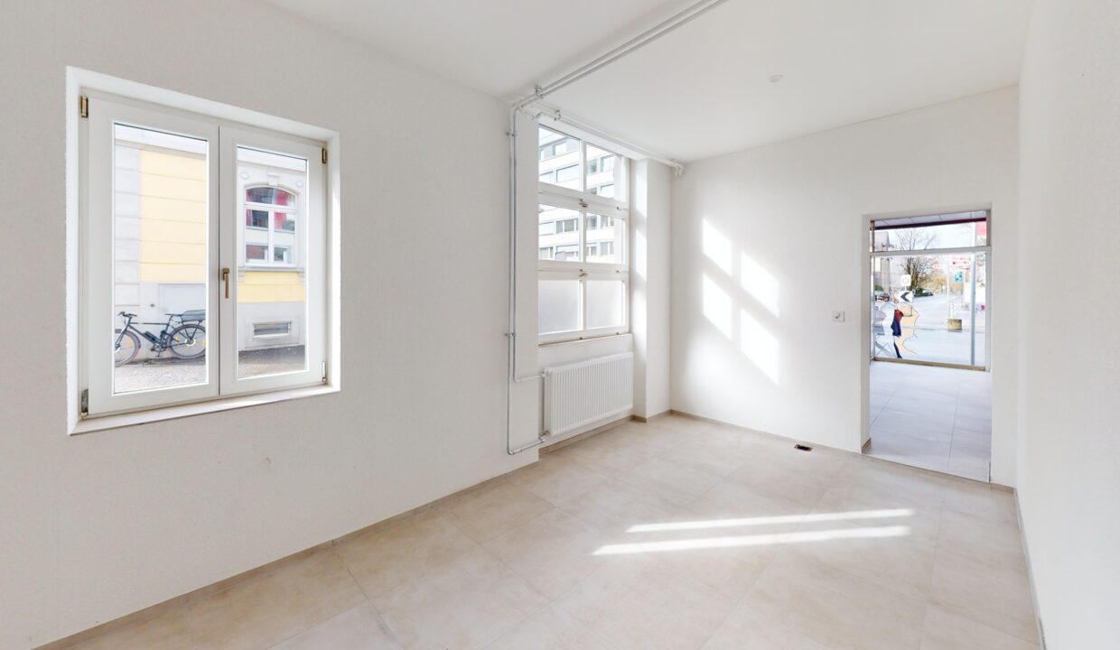 1-Konstanzerstrasse-Bedroom 1