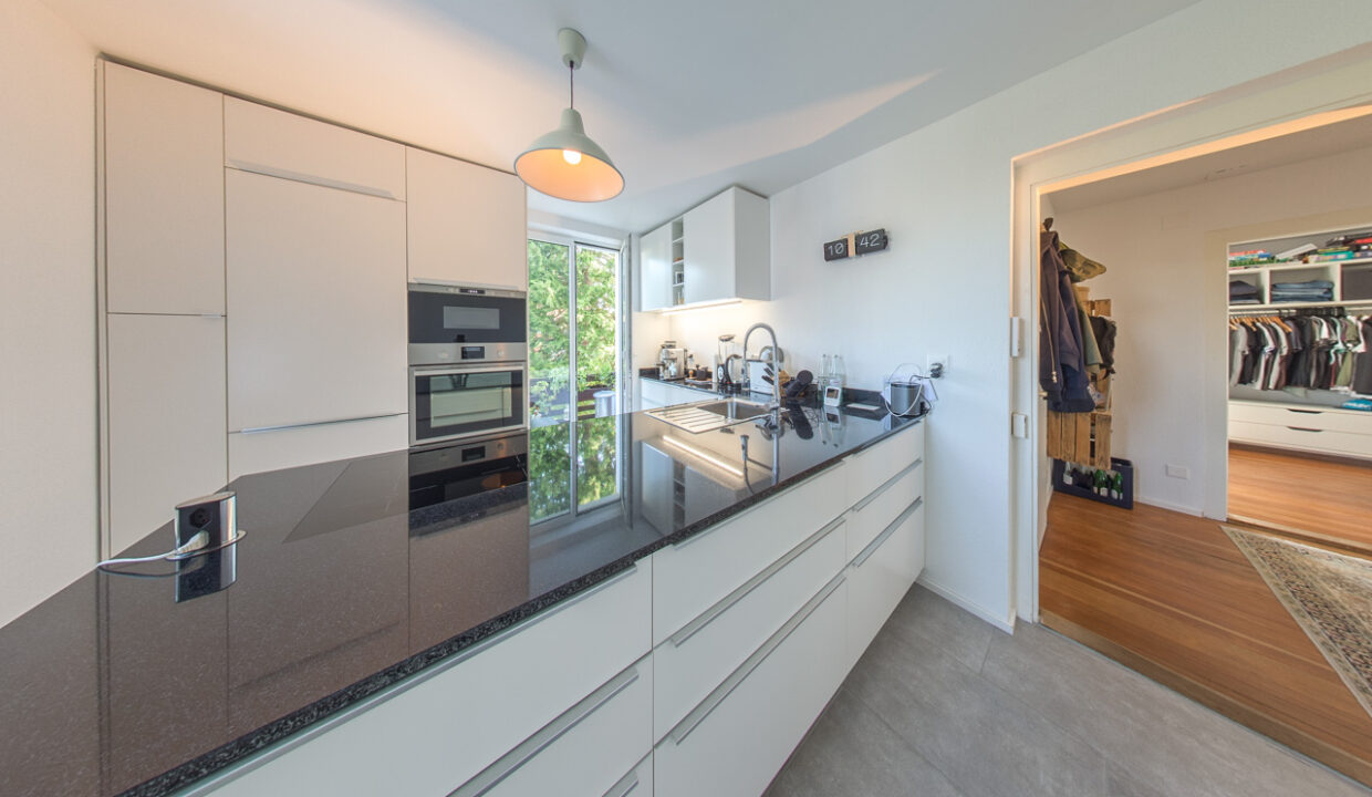 Küche-Korridor-Zweigstr-OG1-Web